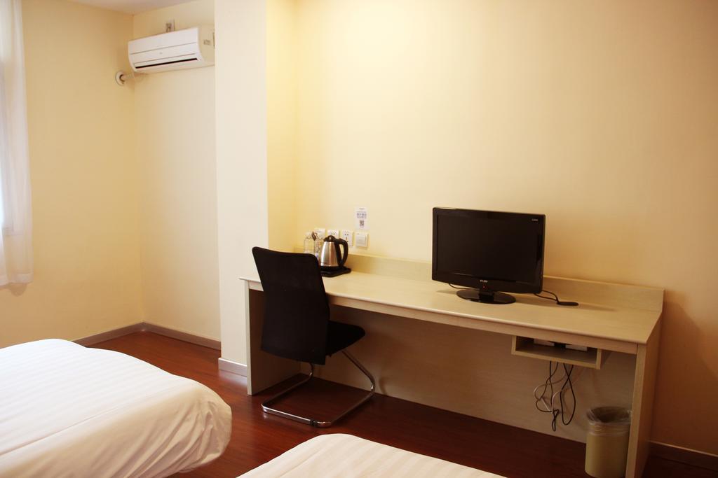 Hanting Express Qingdao Zhongshan Road Δωμάτιο φωτογραφία