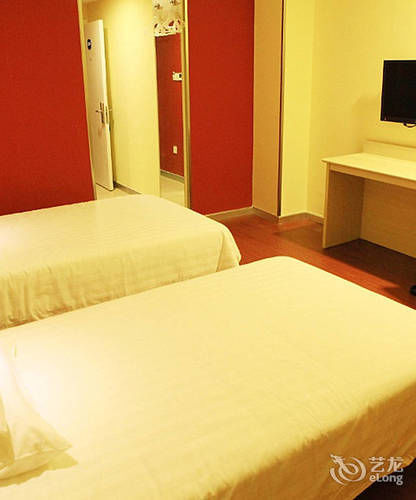 Hanting Express Qingdao Zhongshan Road Εξωτερικό φωτογραφία
