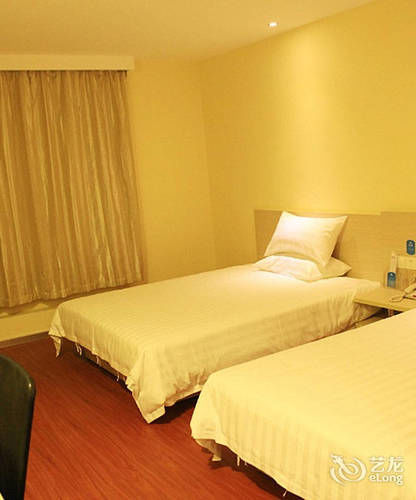 Hanting Express Qingdao Zhongshan Road Εξωτερικό φωτογραφία
